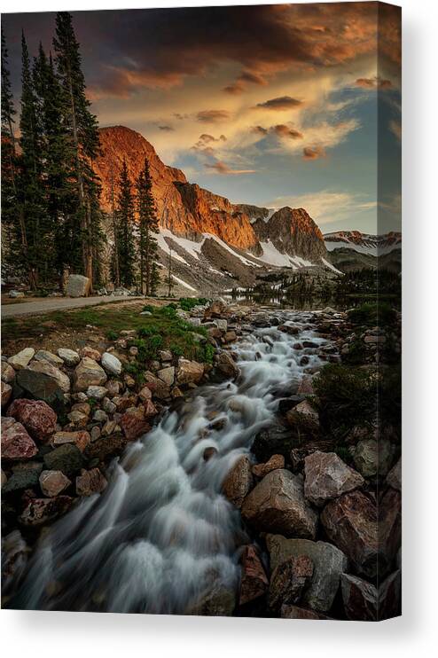 Mountains Canvas Print featuring the photograph Alpenglow Morning by David Soldano
