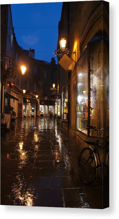 Night Street Of Cambridge Canvas Print featuring the photograph Evening after the rain by Elena Perelman