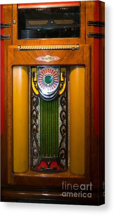 Jukebox Canvas Print featuring the photograph Old Vintage Wurlitzer Jukebox DSC2807 by Wingsdomain Art and Photography