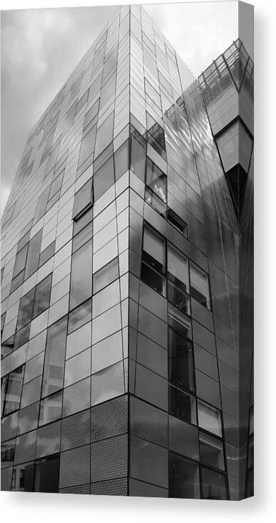The High Line Canvas Print featuring the photograph The High Line 152 by Rob Hans
