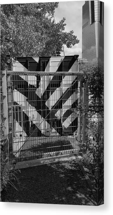 The High Line Canvas Print featuring the photograph The High Line 204 by Rob Hans