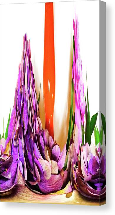 Flowers Canvas Print featuring the digital art Abstract Flowers 2 by Kathleen Illes