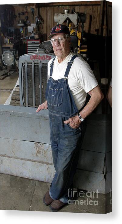 People Canvas Print featuring the photograph Bob Hall by Icon Sports Wire