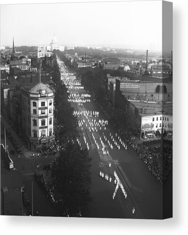 1926 Canvas Print featuring the photograph Ku Klux Klan Parade by Underwood Archives