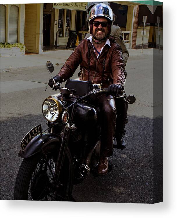 Cannonball Motorcycle Canvas Print featuring the photograph Smiling into Cape Girardeau by Jeff Kurtz