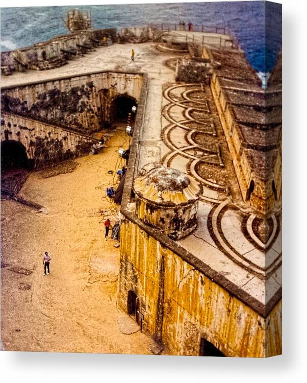 el Morro Canvas Print featuring the photograph The Promontory Of The Caribbean by Sandra Pena de Ortiz
