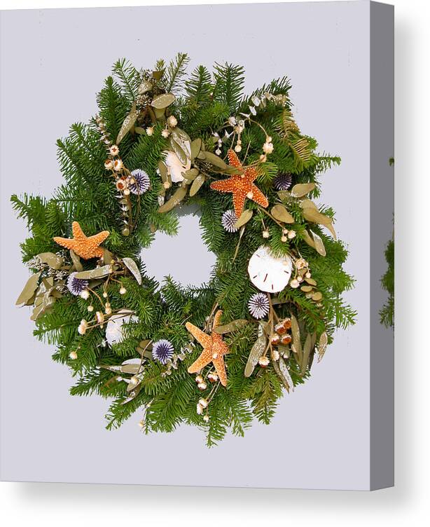 Sea Creatures Canvas Print featuring the photograph Reef Wreath by Lin Grosvenor