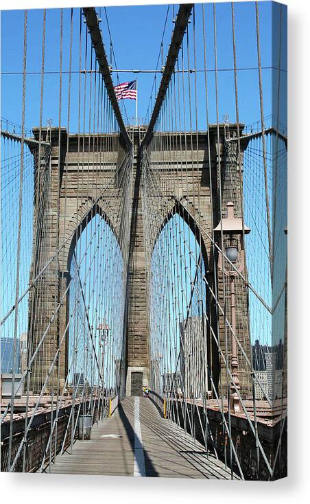 Brooklyn Bridge Canvas Print featuring the photograph Brooklyn Bridge - New York, N.Y. by Richard Krebs