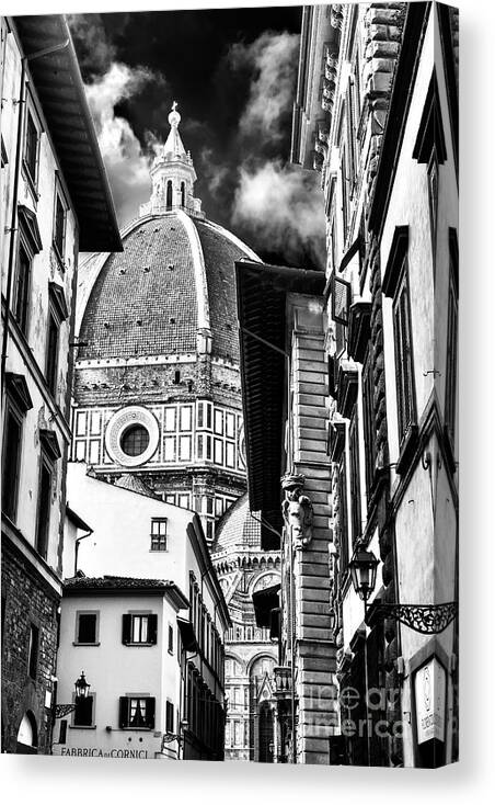 Via Dei Servi Canvas Print featuring the photograph Duomo di Firenze from Via dei Servi in Italy by John Rizzuto