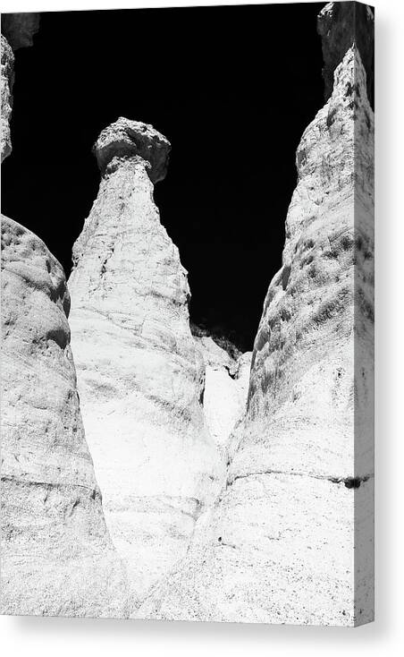 Black And White Canvas Print featuring the photograph Painted Mine 9371 BW by Rick Perkins