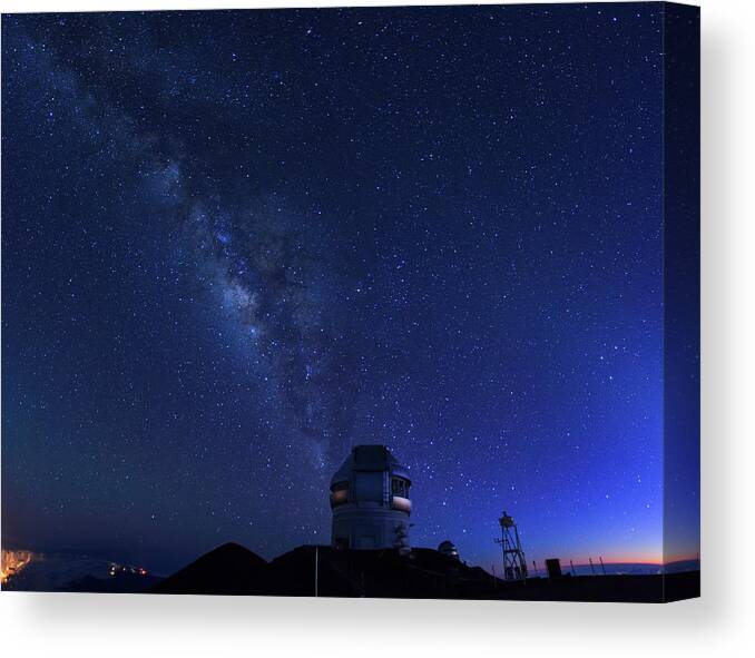 Big Island Canvas Print featuring the photograph Hawaii, Mauna Kea Observatory #1 by Michele Falzone