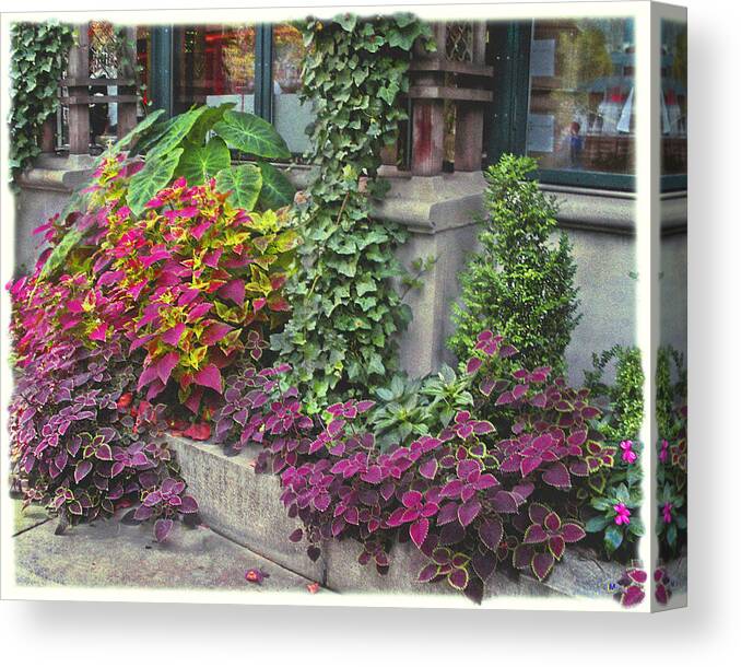 Bryant Park Canvas Print featuring the photograph Bryant Park Grill 3 by Muriel Levison Goodwin