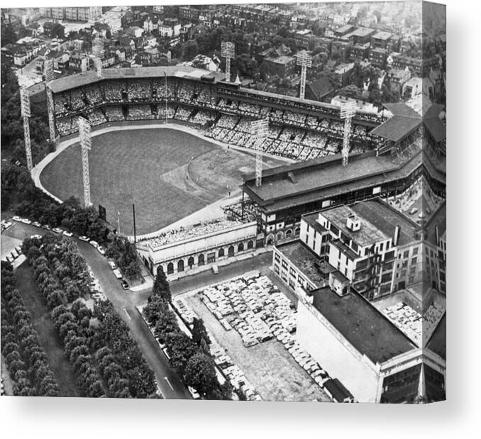 1950s Canvas Print featuring the photograph Forbes Field In Pittsburgh by Underwood Archives