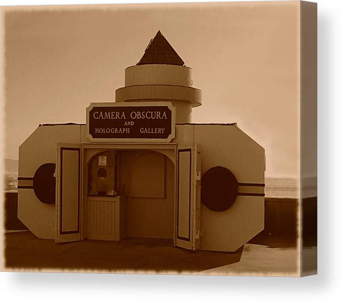 San Francisco Canvas Print featuring the photograph San Francisco - Camera Obscura by Richard Reeve