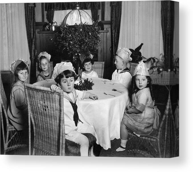 1910 Canvas Print featuring the photograph Waiting For The Cake by Underwood Archives