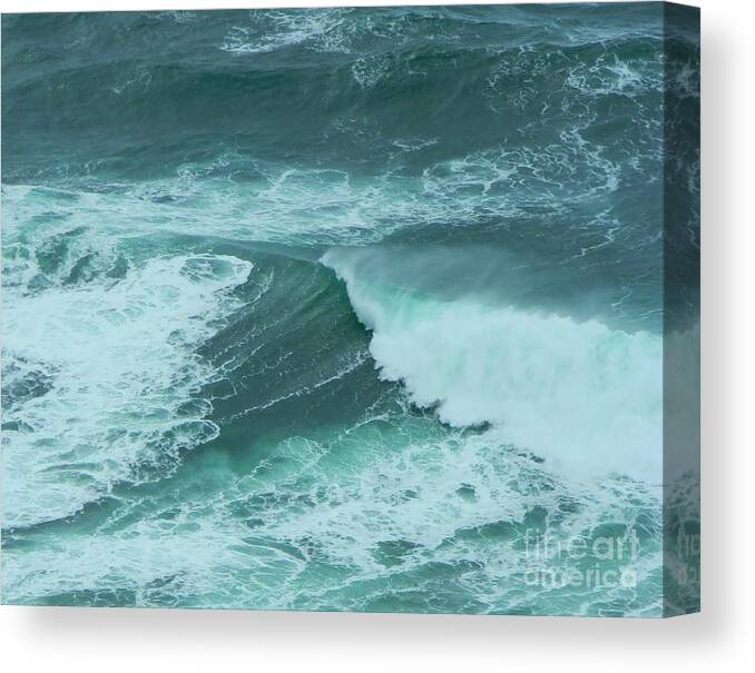 Oregon Canvas Print featuring the photograph Wave 6 by Gallery Of Hope 