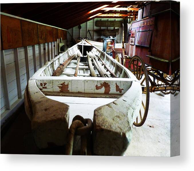 Martha's Vinyard Canvas Print featuring the photograph Whale Boat And Carriage by Carl Sheffer