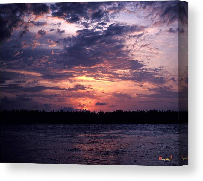 Sea Canvas Print featuring the photograph Sunset Off Mallory Square 14S by Gerry Gantt