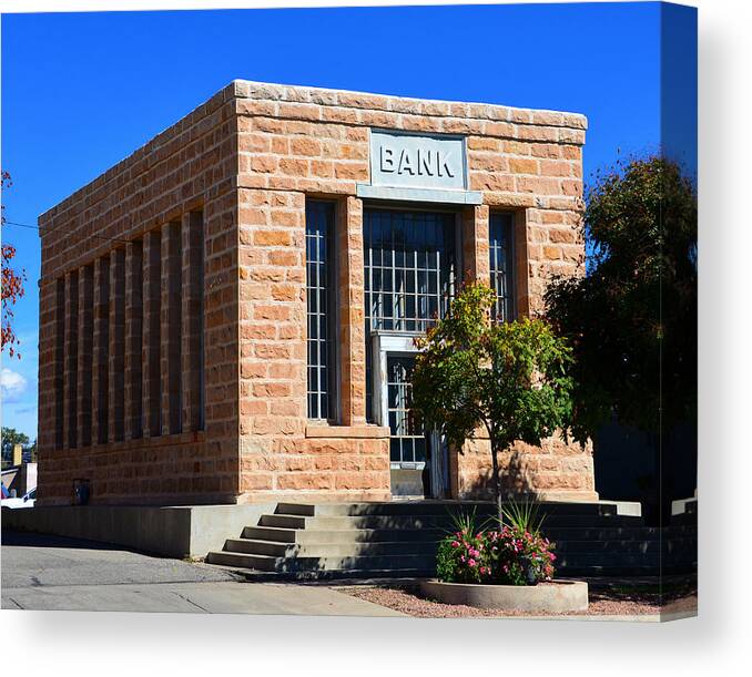 Bank Building Canvas Print featuring the photograph Bank building by David Lee Thompson
