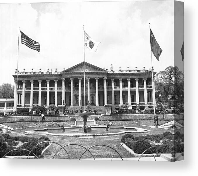 1940s Canvas Print featuring the photograph Joint Commission on Korea by Underwood Archives