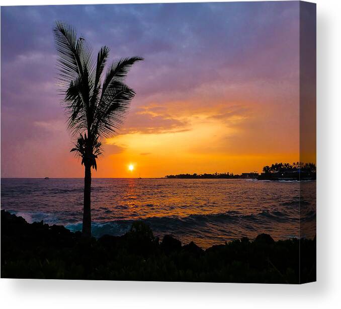 Hawaii Canvas Print featuring the photograph Oneo Bay Sunset by Pamela Newcomb