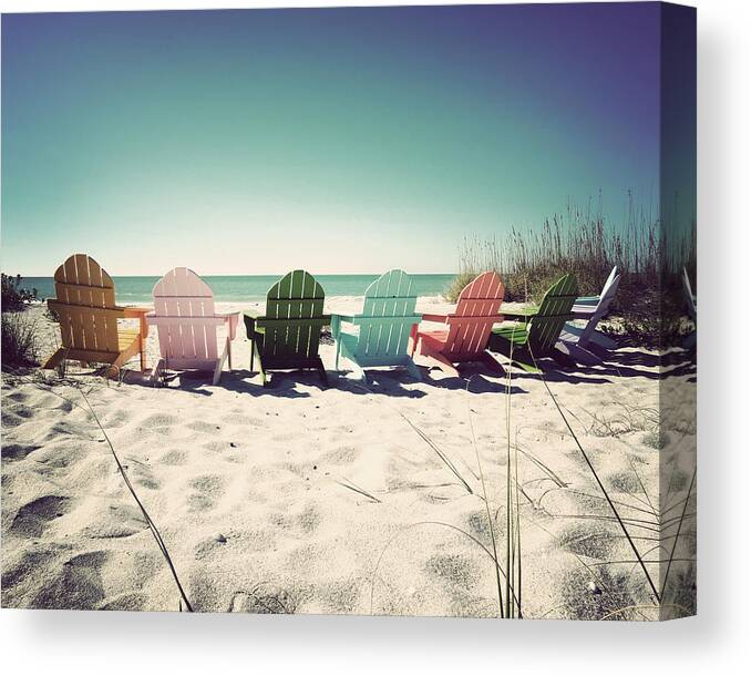 Florida Canvas Print featuring the photograph Rainbow Beach-Vintage by Chris Andruskiewicz