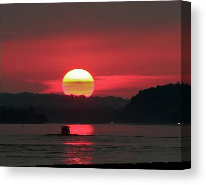 Mississippi River Canvas Print featuring the photograph Sunset by Kimberli Green