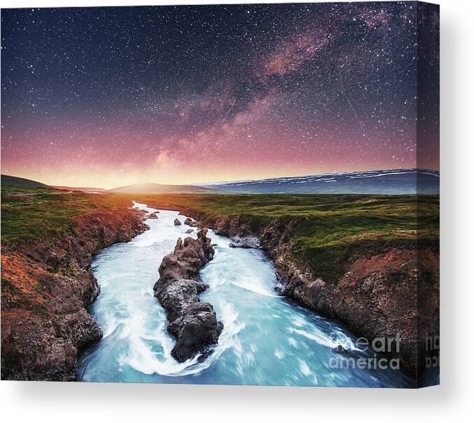 Atmosphere Canvas Print featuring the photograph Fantastic Views Of The Landscape by Standret