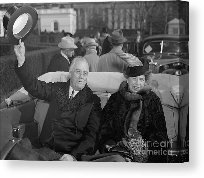 Fedora Canvas Print featuring the photograph President And Mrs. Roosevelt Riding by Bettmann