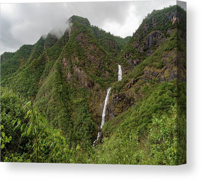 Waterfall Canvas Print featuring the photograph Shenlong Waterfall 8x10 Horizontal by William Dickman
