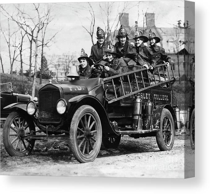 Wellesley College Canvas Print featuring the photograph Wellesley College Volunteer Fire by Bettmann
