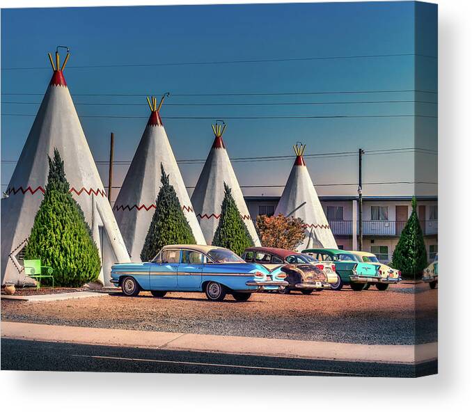 Holbrook Canvas Print featuring the photograph Wigwam Motel Park by Micah Offman