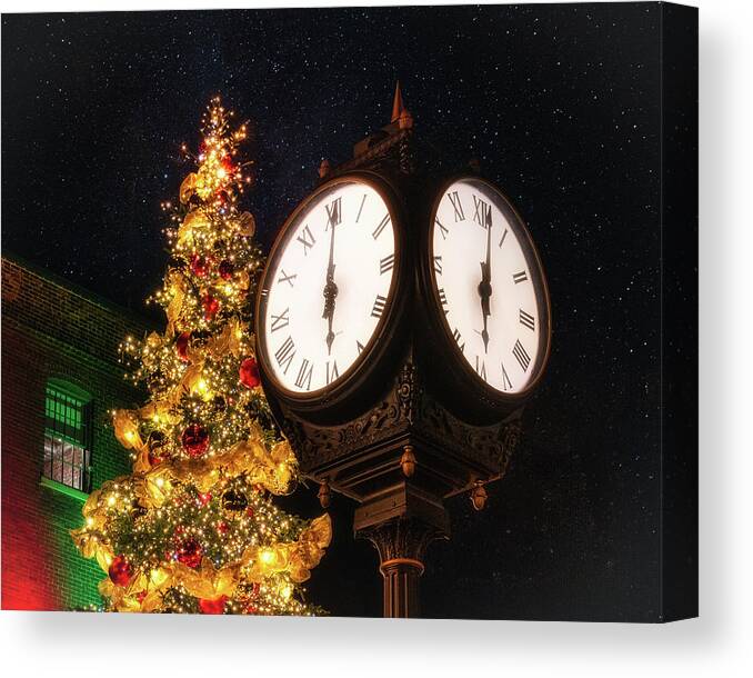 Christmas Canvas Print featuring the photograph Christmas Time by Dee Potter