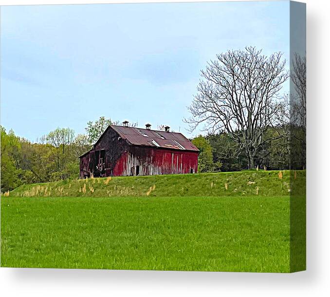 Barn Canvas Print featuring the photograph The Barn by Lee Darnell
