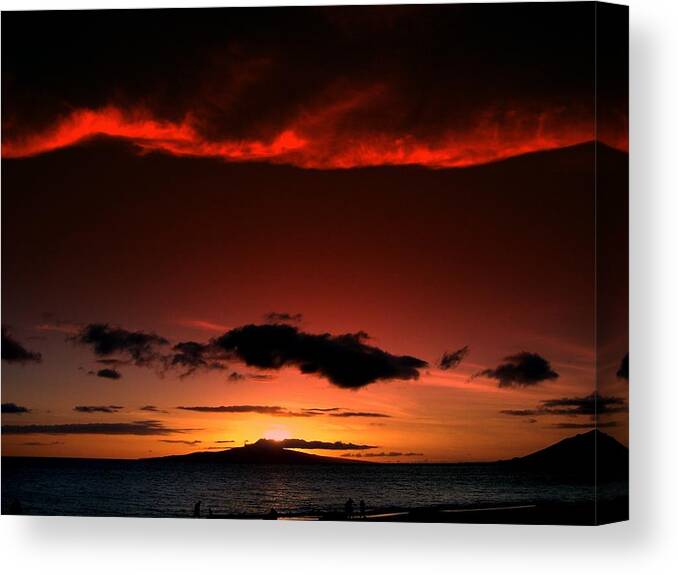 Hawaii Canvas Print featuring the photograph Maui Sunset #1 by Ron Roberts