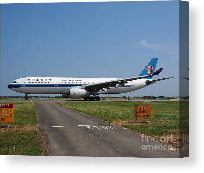 737 Canvas Print featuring the photograph Airbus A330 by Paul Fearn