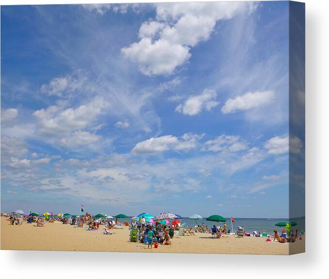 August Canvas Print featuring the photograph At the beach 3 by Ellen Paull
