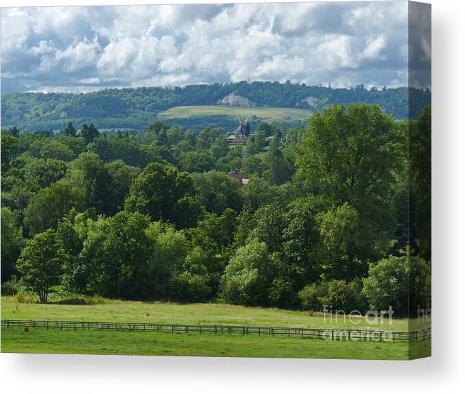 Betchworth Hills Canvas Print featuring the photograph Betchworth Hills - Surrey - England by Phil Banks