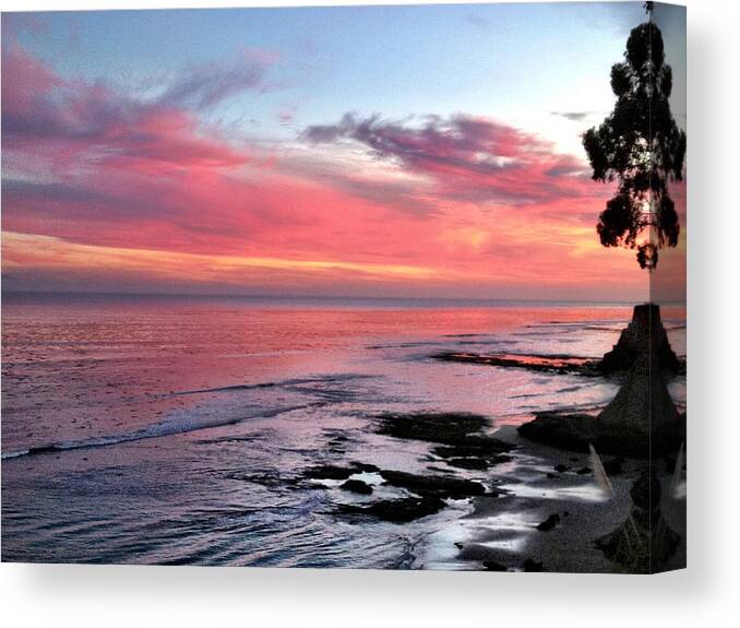 Sunset Canvas Print featuring the photograph Christmas Sunset by Lora Lee Chapman