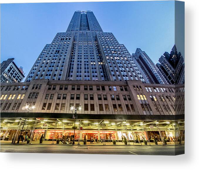 34th Street Canvas Print featuring the photograph Empire State Building by Steve Zimic