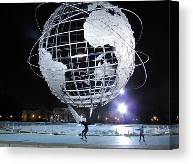  Canvas Print featuring the photograph Flushing Meadows - 19 by Steve Breslow