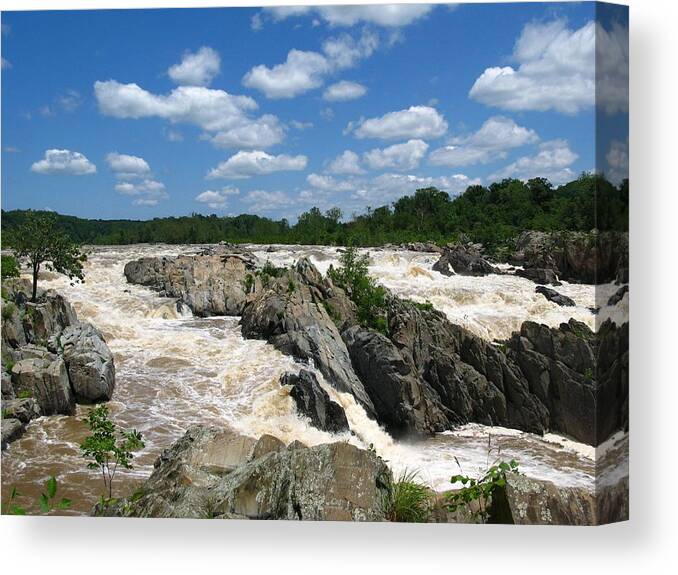 Great Falls Canvas Print featuring the photograph Great Falls on the Potomac by Robert McCulloch