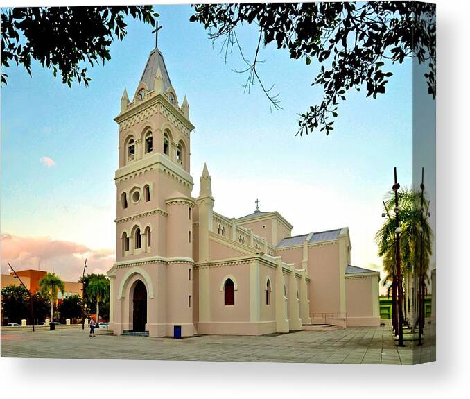  Canvas Print featuring the photograph Humacao Cathedral 2 by Ricardo J Ruiz de Porras