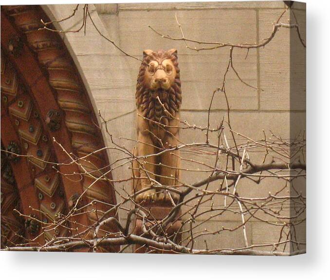 Lion Architecture Architectural Canvas Print featuring the photograph Lion in The City by Alan Chandler