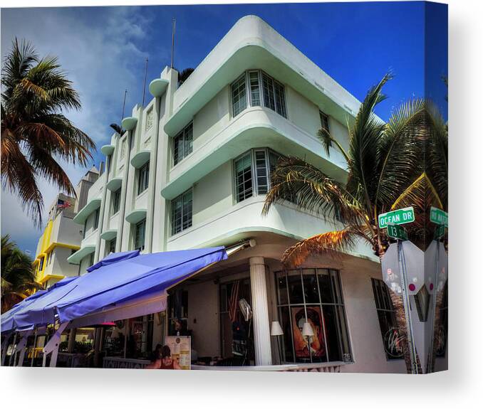Miami Canvas Print featuring the photograph Miami - Deco District 007 by Lance Vaughn