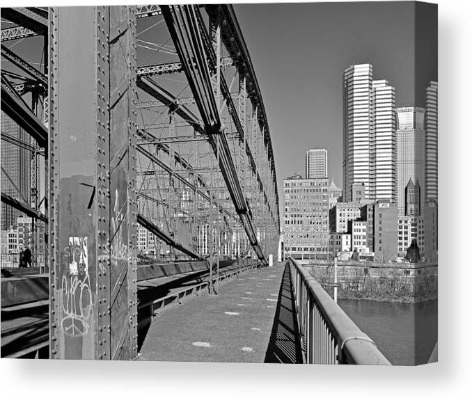 Pittsburgh Canvas Print featuring the photograph The Smithfield Street Bridge trusses and ironwork. by Digital Photographic Arts