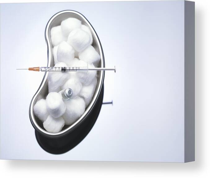 Horizontal Canvas Print featuring the photograph Cotton Balls And Syringe In Kidney Bowl #1 by Cultura Science/Rafe Swan