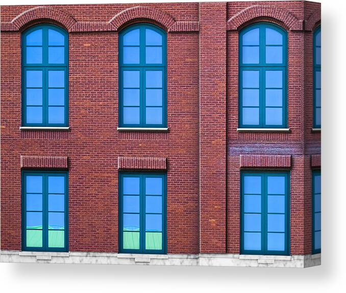 Photography Canvas Print featuring the photograph Back to School by Paul Wear