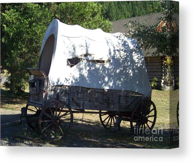 Wagon Canvas Print featuring the photograph Covered Wagon by Charles Robinson