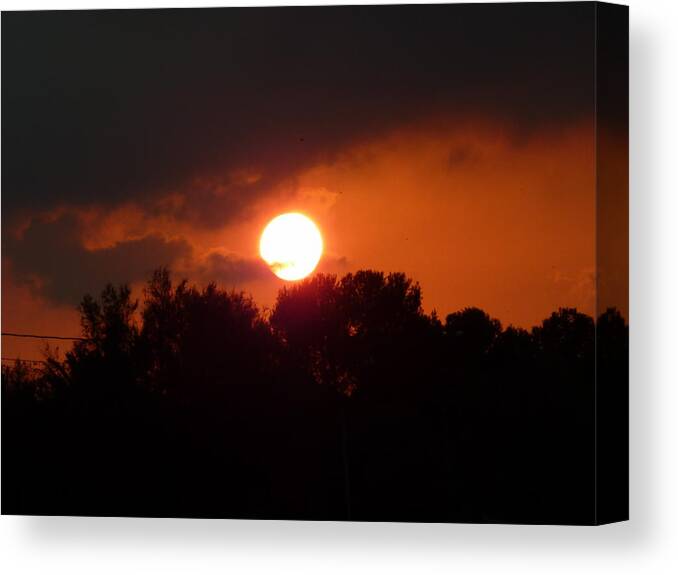 Sunset Canvas Print featuring the photograph Night falls in heaven by Rogerio Mariani